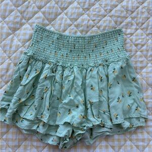 Hollister Green Lemon Smocked Skort Large